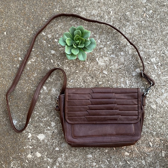 Day & Mood Handbags - Day & Mood | Brenna Brown Leather Anthropology Crossbody Bag!
